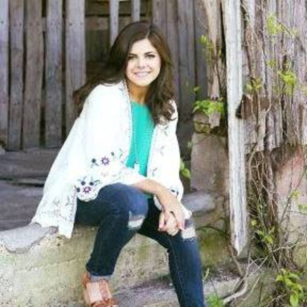 Meet your Posher, Mackenzie